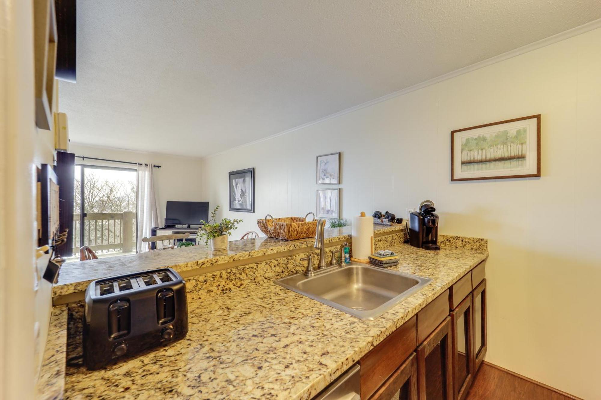 Beech Mountain Studio With Balcony Less Than 1 Mi To Skiing! Exteriér fotografie